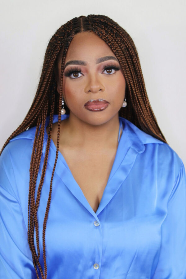 Divine  32 pouces - Lace frontal Wig